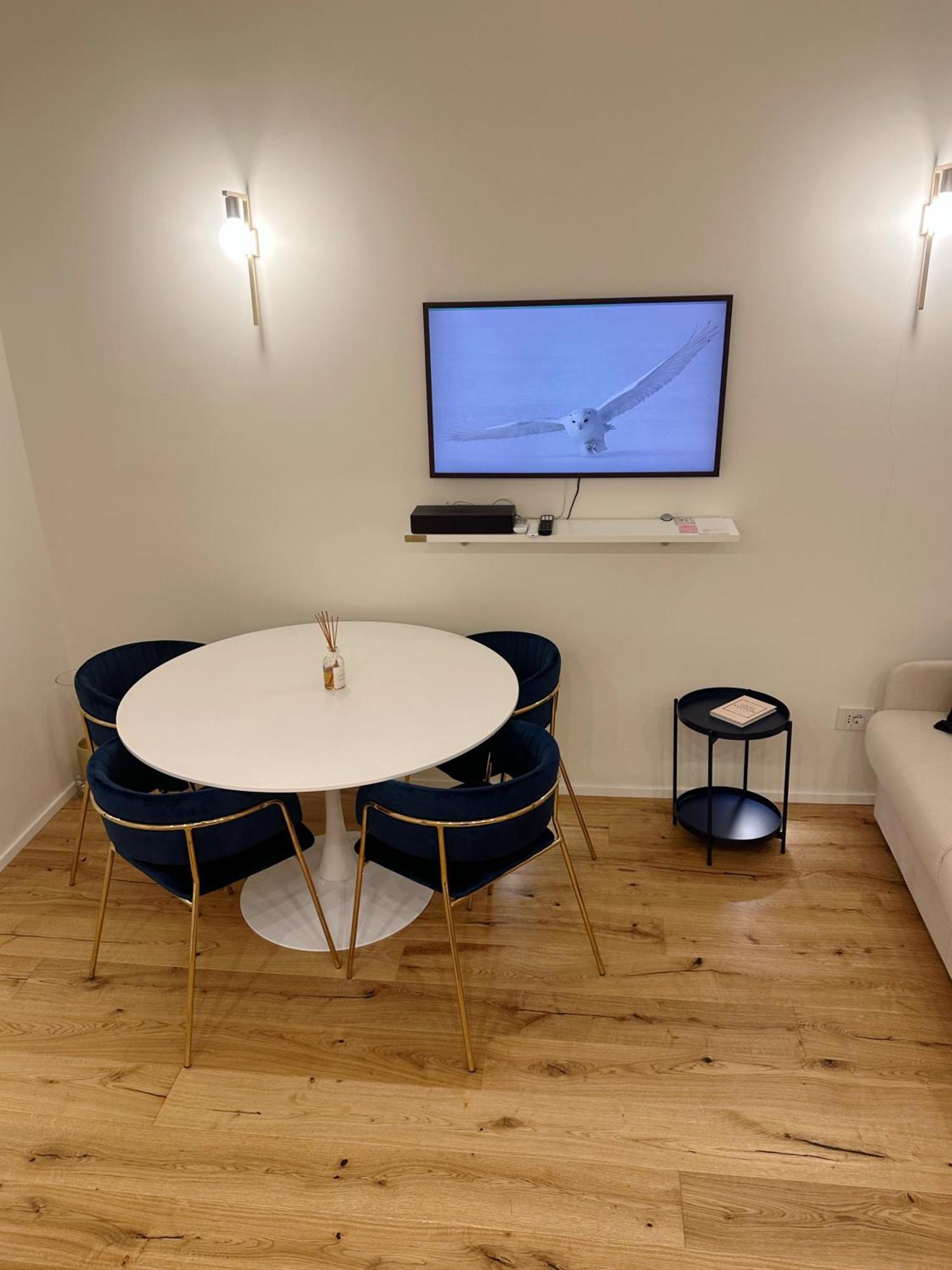 Private Apartment With Wi-Fi Milano City Near Duomo Atena Exterior photo